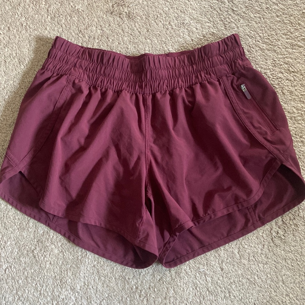 Lululemon deep maroon/wine hotty hot shorts